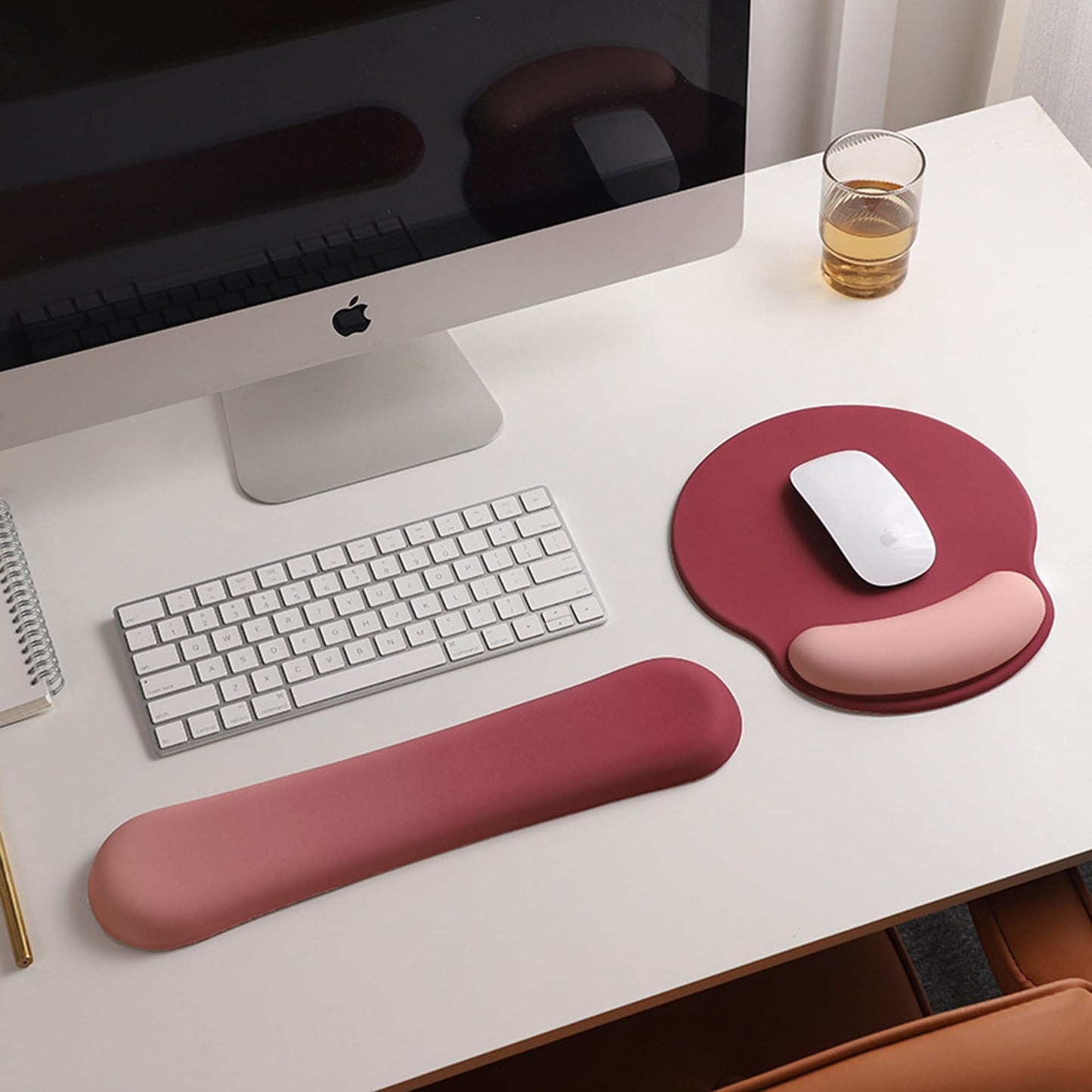 Mousepad ergonomic cu Spuma cu Memorie pentru sustinere incheietura mana cu Wrist Rest pentru mouse si tastatura, baza anti-derapanta, Rosu