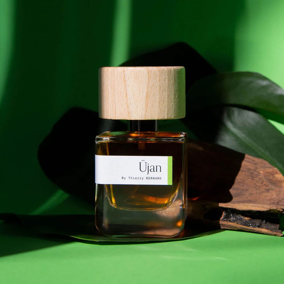Apa de parfum, Üjan, 50ml de Thierry BERNARD